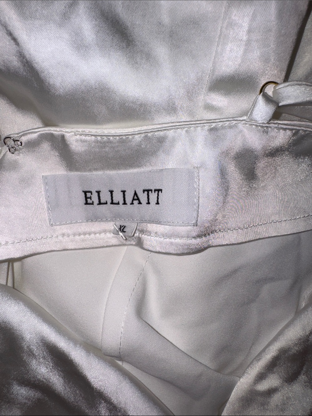 NEW‎ Elliatt Clementine Cowl Neck Maxi Dress In white Sz XL - Picture 9 of 10